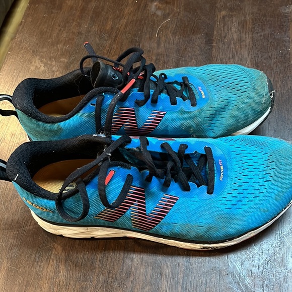 Mens new balance running shoes - Picture 5 of 5